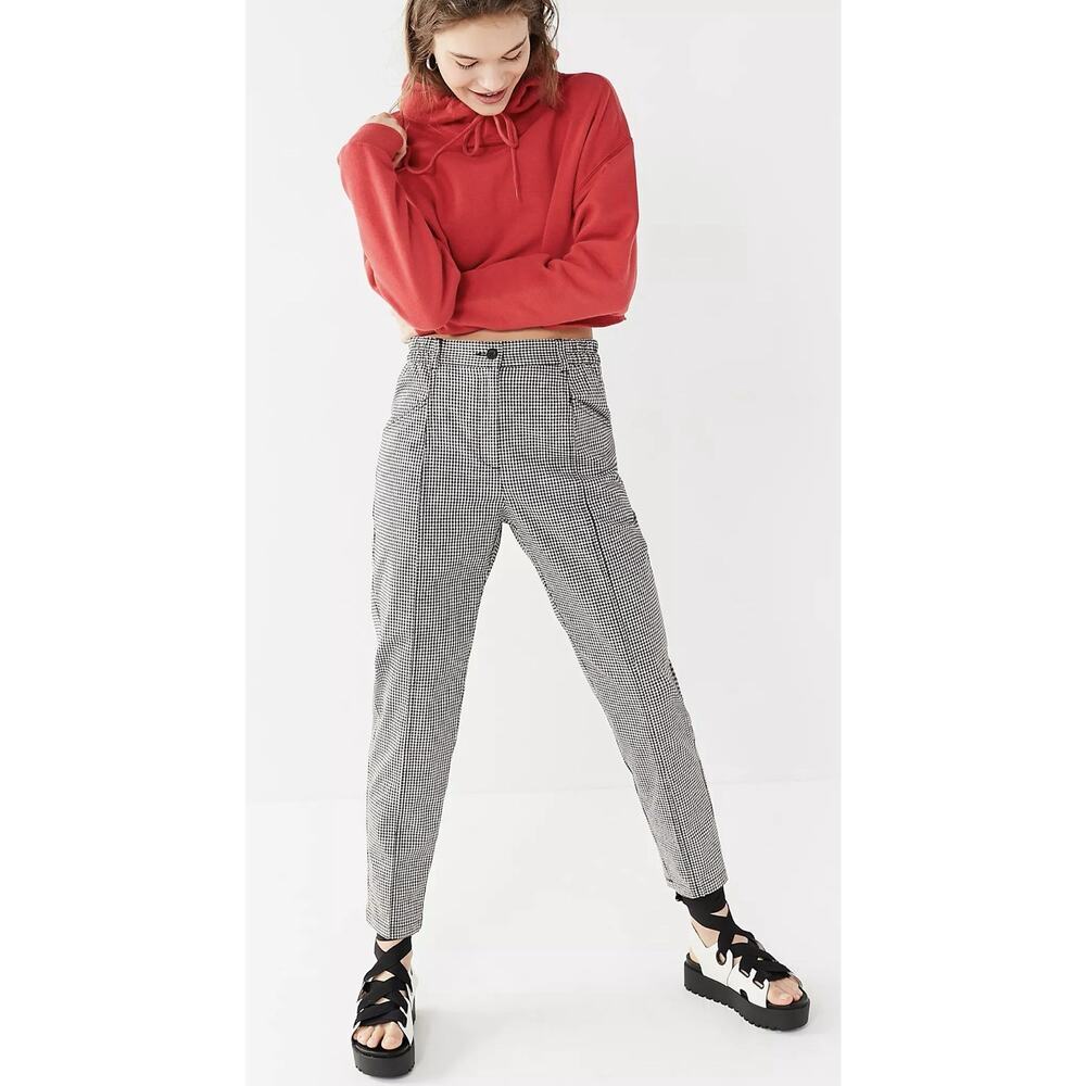 Urban outfitters BDG Woman’s checkered Mom‎ pants high-rise size small